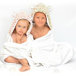 "Kids Hooded Towel 30"" X 58" - thumbnail 3