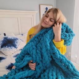 Ready To Ship Super Chunky Knit Blanket, Chenille Chunky Knits, Arm Knitted Blankets, Throw, Gift - thumbnail 2
