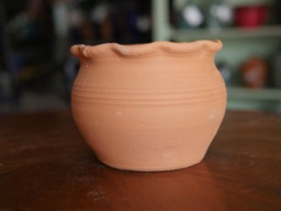 Craven Pottery Fluted 1 Quart Jardiniere Red Clay Planter