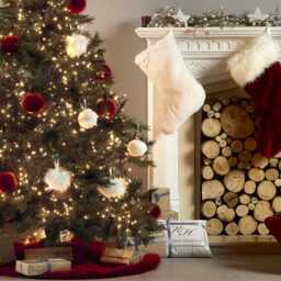 Red Luxury Faux Fur Tree Skirt, Superior Fake Christmas Decor - thumbnail 3