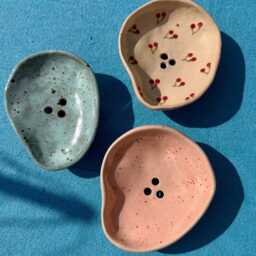 Handmade Ceramic Soap Dish Cottage Style Pottery With Drainage - thumbnail 3