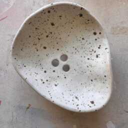 Handmade Ceramic Soap Dish Cottage Style Pottery With Drainage - thumbnail 4