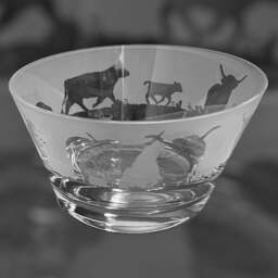 Highland Cattle Bowl - Clear Crystal Glass 13.5cm Bowl With Highland Cows Frieze Design - thumbnail 3