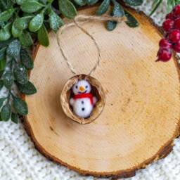Snowman in A Nutshell Christmas Decoration Handmade Ornament, Hanging Tree Decoration, Xmas Mini - thumbnail 2