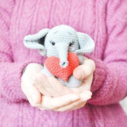 Handmade Crochet Elephant With Heart Baby Girl Gift - thumbnail 4