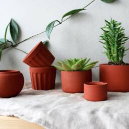 Terracotta Red Concrete Planter - 4 - thumbnail 4