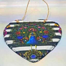 Decoupage Peacock Slate Hanging Heart Indoor/Outdoor Wall Decor - thumbnail 4