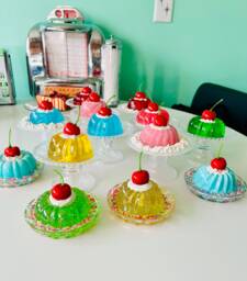Mini Colorful Jelly Cake Fake Food Dopamine Decor Quirky Funky Kitschy Retro Pop Art - thumbnail 1