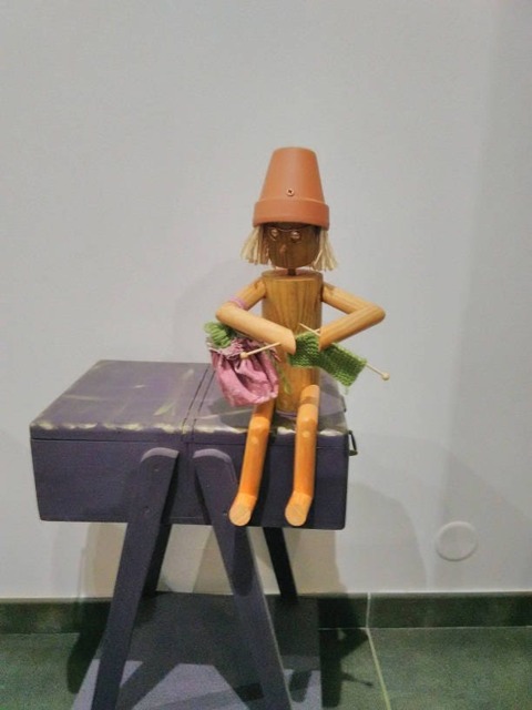 Jacobin The Knitter - Little Wooden Man