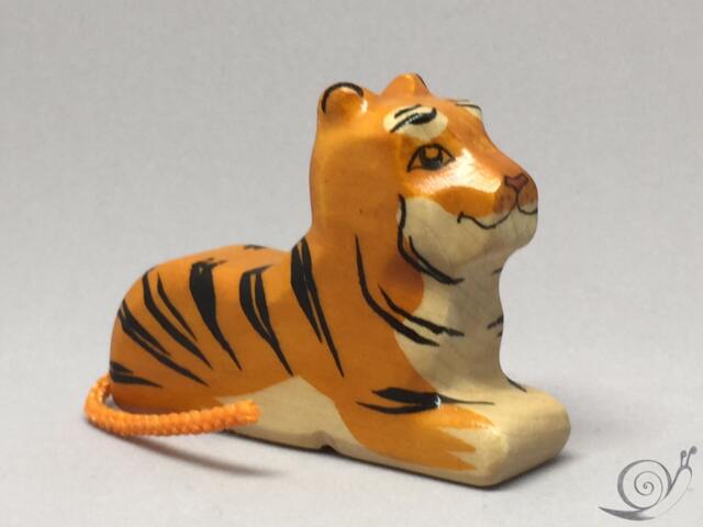 Toy Tiger Baby Woodencolurful Orange Black Stripes Lying Size 7, 0 X 6, 0 2, 0 cm - Bxhxs Approx. 33, 0 Gr - image 1