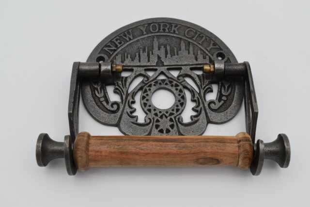 Nyc - New York City Toilet Paper Holder - image 1