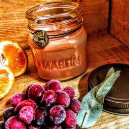 Mandarin Cranberry - Type Scented Soy Candle - thumbnail 3