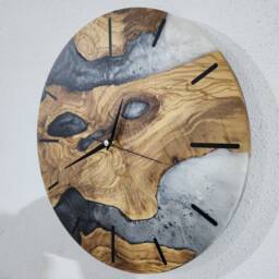 Custom Live Edge Olive Wood Wall Clock Modern Resin Decor - thumbnail 2