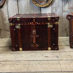Hand-Dyed Leather Steamer Trunk - Brass Fittings, Straps Crafted England Storage Chest - thumbnail 4
