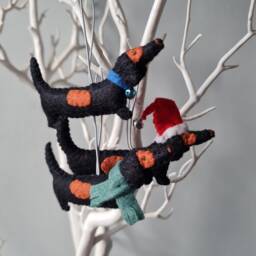 Black & Tan Dachshund, Sausage Dog Decoration. Hanging Wool Felt Decoration For Christmas Tree. Handmade Decoration, Xmas Tree Ornament - thumbnail 4