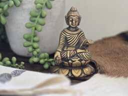 Brass Viking Buddha Statue Helg?? Find Reproduction - thumbnail 1