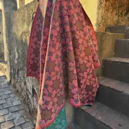 Unique Handmade Kantha Throw With Carpet Design Intricate Stitch Detailing - thumbnail 4