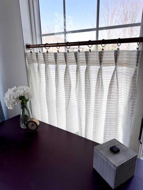 White Pleated Cafe Curtain Has A Light Faded Black Horizontal Weight Linen Fabric , Bathroom, Kitchen - image 1