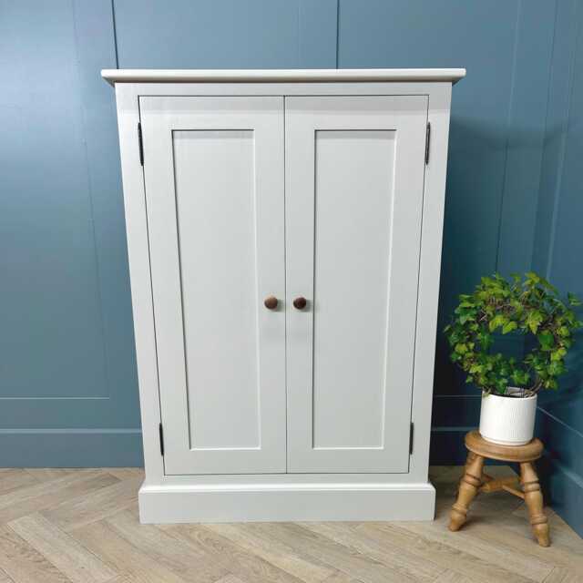 Hand-Painted Shaker Storage Cupboard, Solid Wood Shoe Cabinet, 800mm Wide, Adjustable Shelves - image 1