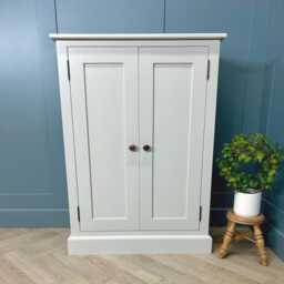 Hand-Painted Shaker Storage Cupboard, Solid Wood Shoe Cabinet, 800mm Wide, Adjustable Shelves