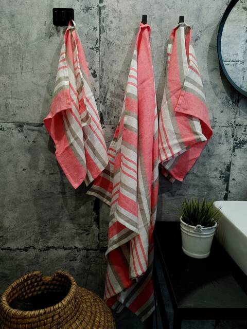 Striped Linen Bath Towel, Stonewashed, Fringed - image 1