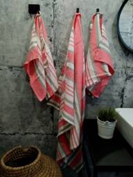 Striped Linen Bath Towel, Stonewashed, Fringed