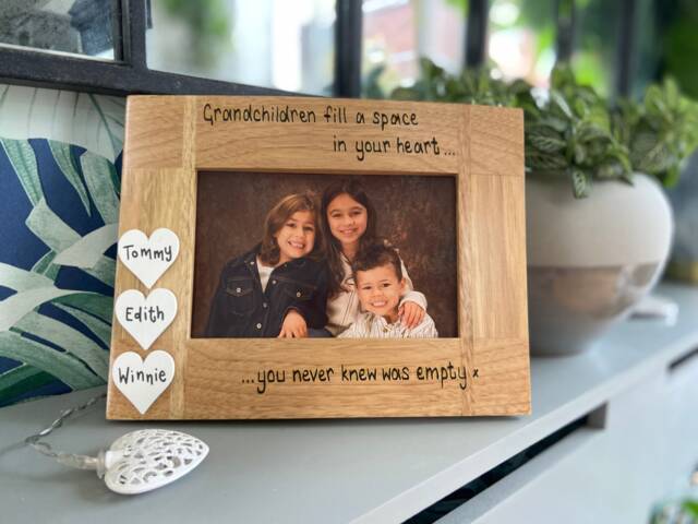 "Grandchildren Solid Oak Photo Frame - Nan, Grandad, Grandma, Grandpa Fits 6x4"", 7x5" - image 1