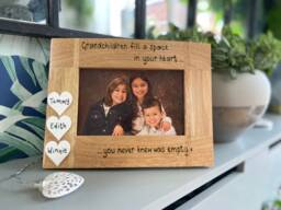 "Grandchildren Solid Oak Photo Frame - Nan, Grandad, Grandma, Grandpa Fits 6x4"", 7x5" - thumbnail 1
