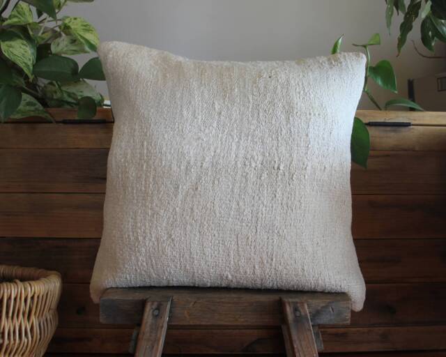 50cm - Or 20 Inches Vintage Kilim Cushion Cover Handwoven - Hemp/Wool/Linen Soft Feel Off White Natural - image 1