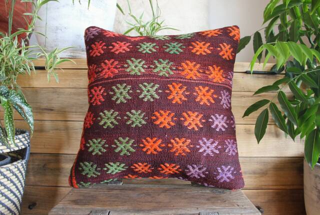 40cm Handwoven Kilim Pillow Cover - Hand Spun Wool Blossom Motif - image 1