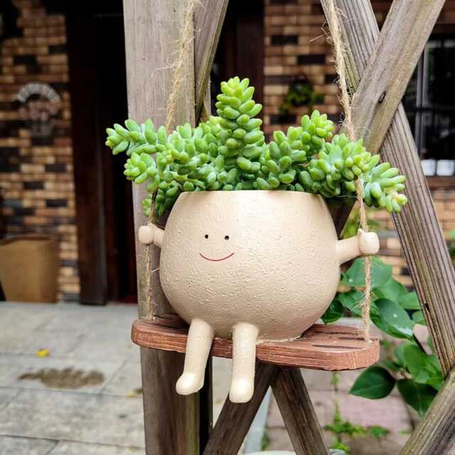 Smiling Hanging Planter - Rotating Resin Succulent Pot, Face Wall For Indoor Outdoor Decor - image 1