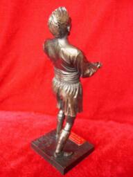 David Beckham Limited Edition Bronzed Sculpture, Manchester United Legend - thumbnail 3