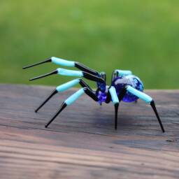 Art Glass Spider Figurine - Blown Halloween - thumbnail 3