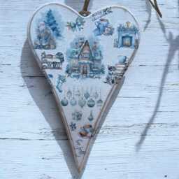 Rustic Christmas Heart Wall Decoration With Cozy Countryside Scene - thumbnail 2