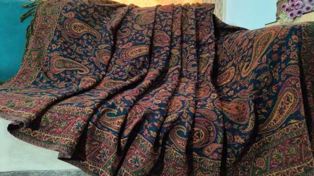 Luxury Boiled Pure Merino Wool Reversible Sofa Or Bed Throws - Ultimate Comfort & Style- Classic Indian Abstract Print - image 1