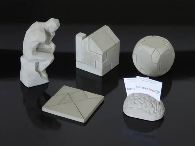 "Gift Box ""Think"" Five Concrete Gifts Brain Tangram ""The Thinker" - image 1