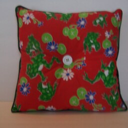 Novelty , Pillow Frog & Lily Pad Pattern Home Decor Fabric Handmade 15 X Green/Red Print Piping - thumbnail 3