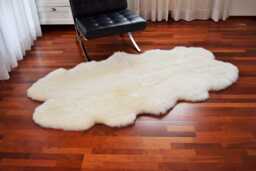 Naturasan Sheepskin Lambskin Rug, Quadro Skin - From Four Pelts, Skins Sourced From Australia & Newzealand, Quadro, Natural White - thumbnail 1