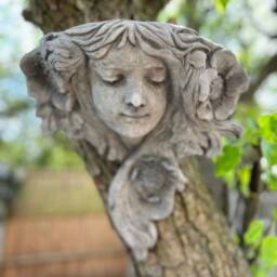 Stone/Concrete Face Planter Plant Pot Wall Hanging Garden Ornament Statue - thumbnail 2
