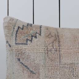 Lumbar Kilim Pillow Cover 30x60cm Hand-Embroidered Wool, Bohemian Decor - thumbnail 2