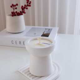 Minimalist Concrete Candle, Modern Home Decor, Handmade Housewarming Gift, Relaxing Aesthetic Soy Candle - thumbnail 4