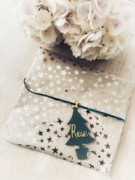 Present Label, Personalised, Christmas Personalised Tree Hanger/ Bauble/ Decoration, Present Label Turns Into Bauble