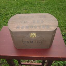 Happy Fathers Day Large Woodburned Box - thumbnail 2