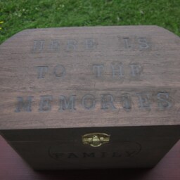 Happy Fathers Day Large Woodburned Box - thumbnail 3
