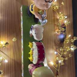 Peanuts Parade Figurine Charlie Brown, Snoopy & Woodstocks - thumbnail 4