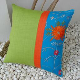 Kashmiri Embroidery Cushion Cover - thumbnail 4