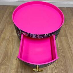 Hot Pink & Gold Round Bedside Table . Leopard Flamingo Design. Bright Home Decor Ideal For Nightstand Or Side Table. Built in Drawer - thumbnail 4