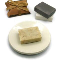 White Clay Soap Saver, Handmade Draining Dish, Zero-Waste Bathroom Accessory - thumbnail 4