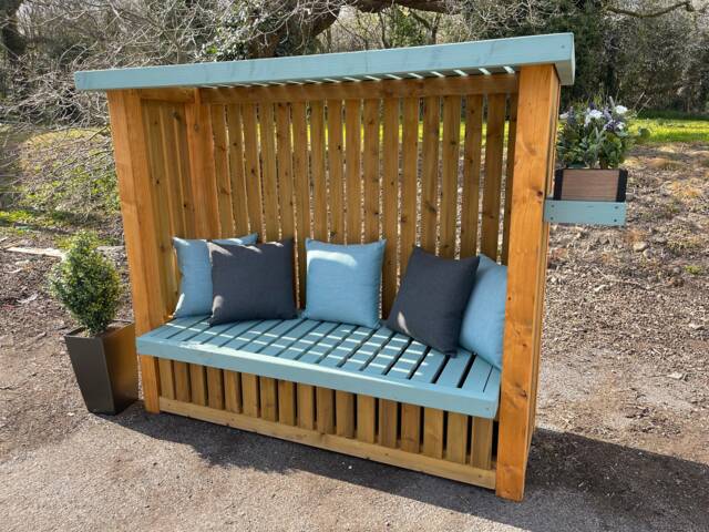 Garden Bench - Arbour - image 1