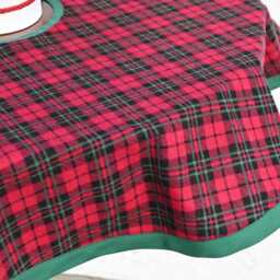 Plaid Christmas Tree Skirt, Trimmed in Green, Traditional Holiday D??cor - thumbnail 4